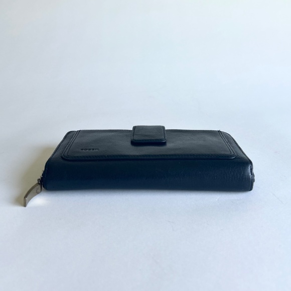 Fossil Black Genuine Leather Snap Closure Zip Around Wallet - Picture 3 of 15